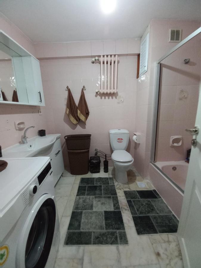 2 Eme Etage Ortakoey No 4 Daire *